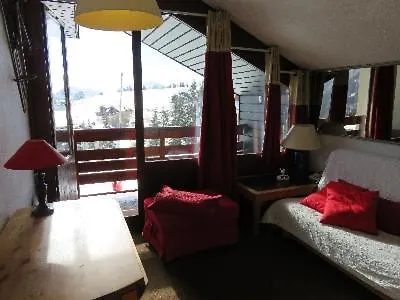 Appartement Le Hameau C *